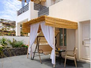 Balkoni atau teres di Nalu Suites