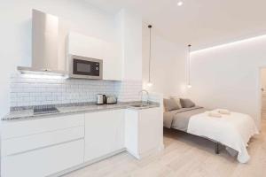 Kuchnia lub aneks kuchenny w obiekcie LUR Apartments Getaria