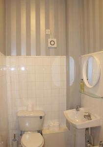 Et badeværelse på Tron Square - 419