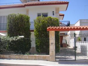 The building in which the holiday home is located