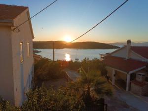 Gallery image of Apartments Solta in Nečujam