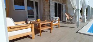 Gallery image of Apartments Solta in Nečujam