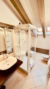 Koupelna v ubytování Hotel Malpensa INN Aereoporto + 37 fotografií