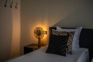 Postel nebo postele na pokoji v ubytování Hotel Onderbergen