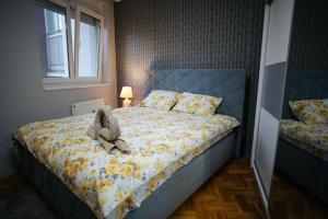 Voodi või voodid majutusasutuse Lux11 toas