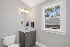 Ένα μπάνιο στο The Lakehouse East Freetown +42 φωτογραφίες