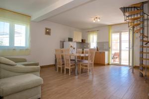 Kuchyňa alebo kuchynka v ubytovaní Apartments & Room Španjol