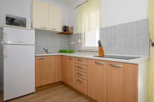 Kuchyňa alebo kuchynka v ubytovaní Apartments & Room Španjol