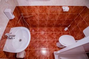 Kúpeľňa v ubytovaní Apartments & Room Španjol