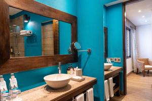 Koupelna v ubytování Sophia Hotel