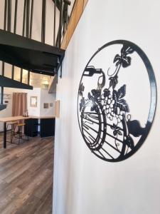 Afbeelding uit fotogalerij van Duplex Le Chai de l'Abreuvoir in Saintes +23 foto's