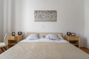 Postel nebo postele na pokoji v ubytování Marjan Retreat