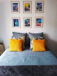 Posteľ alebo postele v izbe v ubytovaní Logement La Belle Provence + 35 fotografií