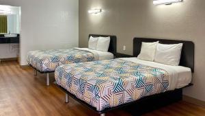 ハンティントンにあるハンティントン インのギャラリーの写真