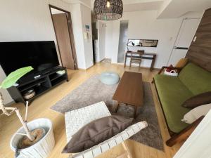AMS towerにあるテレビまたはエンターテインメントセンター