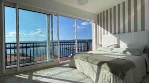 Příroda nedaleko prázdninového domu + 4 fotografie