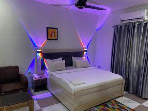 Krevet ili kreveti u jedinici u okviru objekta FIBIS HOTEL