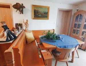 Billede fra billedgalleriet på Dwingelo-Lütten Angela Brandstätter Hof | Chiemgau Karte i Grassau