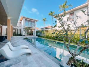 Πισίνα στο ή κοντά στο The Ocean Suites