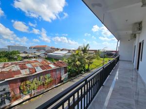 Μπαλκόνι ή βεράντα στο Umah Cenik +11 φωτογραφίες