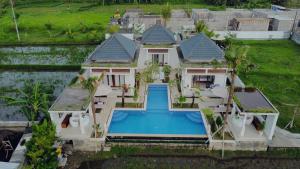 Piscina di Namika Villas Ubud o nelle vicinanze