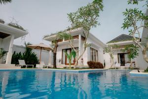 Piscina di Namika Villas Ubud o nelle vicinanze