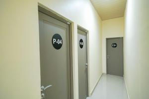 Gambar di galeri bagi RedDoorz near Exit Toll Sirkuit Sentul di Bogor