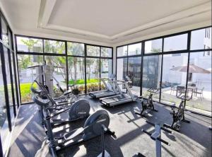 Γυμναστήριο ή/και όργανα γυμναστικής στο Hermosa Casa de 3 pisos en Condominio de lujo Playa del Carmen
