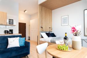 Kuchyň nebo kuchyňský kout v ubytování Apartament UKIEL PARK 3 przy Plaży Miejskiej - free parking,FV