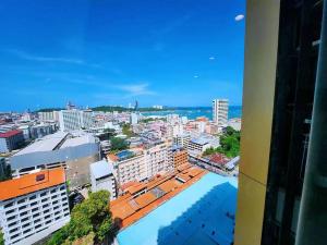 Uma visão geral de Pattaya Central ou uma vista da cidade tirada do apartamento