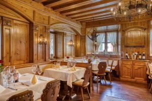 Restoran ili drugo mesto za obedovanje u objektu Hotel zum Lamm