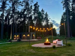 Zahrada ubytování Mustika Mirror minivilla saunaga + 15 fotografií