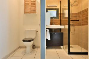 Ένα μπάνιο στο Appartement confortable, 300m plage du Veillon +13 φωτογραφίες