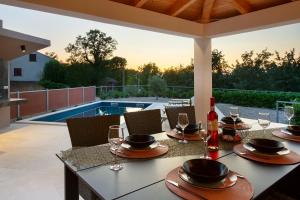 Πισίνα στο ή κοντά στο Apartment Lucas