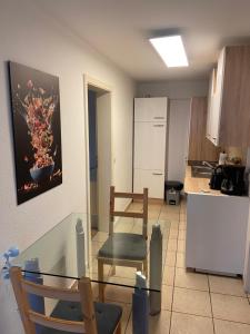 Η κουζίνα ή μικρή κουζίνα στο Ferienwohnung Balli