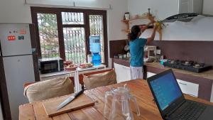 Cucina o angolo cottura di Nextdoor Kathmandu