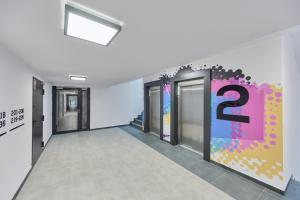 Fotografia z galérie ubytovania Modern Studio Słonimskiego with Balcony by Noclegi Renters vo Vroclavi