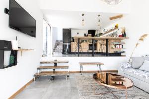 TV a/nebo společenská místnost v ubytování Villa Orba