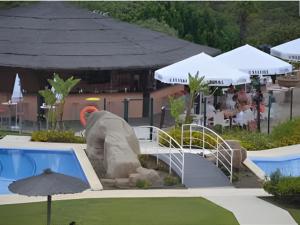 Bazén v ubytování Exclusive Villa Resort nebo v jeho okolí