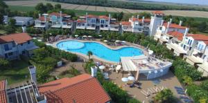 Bazén v ubytování Villaggio A Mare nebo v jeho okolí