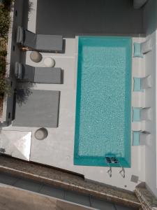 Bazén v ubytování Athos Guesthouse nebo v jeho okolí
