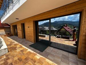 Nespecifikovaný výhled na hory nebo výhled na hory při pohledu z apartmánu