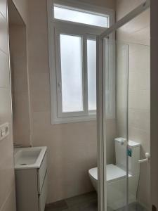 Ένα μπάνιο στο Art House +2 φωτογραφίες