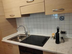 Køkken eller tekøkken på Villa Larici piano terra + 20 billeder