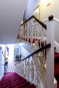 Fotografie z fotogalerie ubytování Coronation Hotel v Londýně