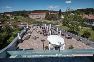 an overhead view of a patio on a roof at Hotel San Lorenzo in Santiago de Compostela