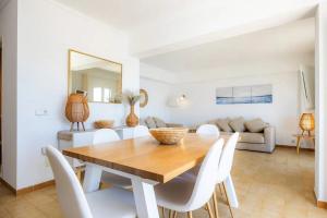 Posezení v ubytování Dúplex Voramar MHM Seafront