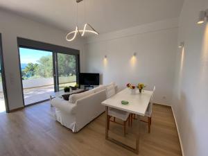Televisyen dan/atau pusat hiburan di ALIDA Properties