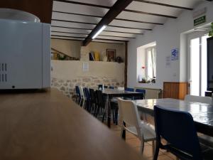 Posezení v ubytování Albergue El Alfar/Pilgrim Hostel