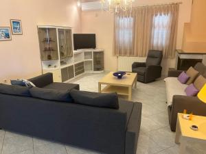 Posedenie v ubytovaní Vacation Ηouse in Nea Plagia of Halkidiki, Greece
